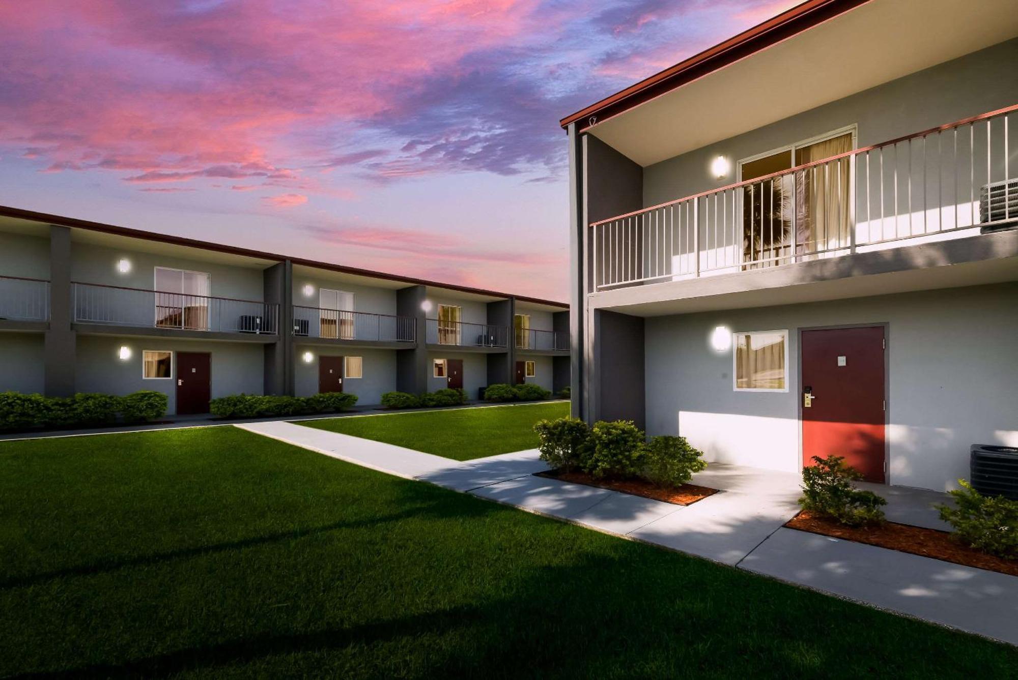 Quality Suites Wildwood - The Villages Εξωτερικό φωτογραφία